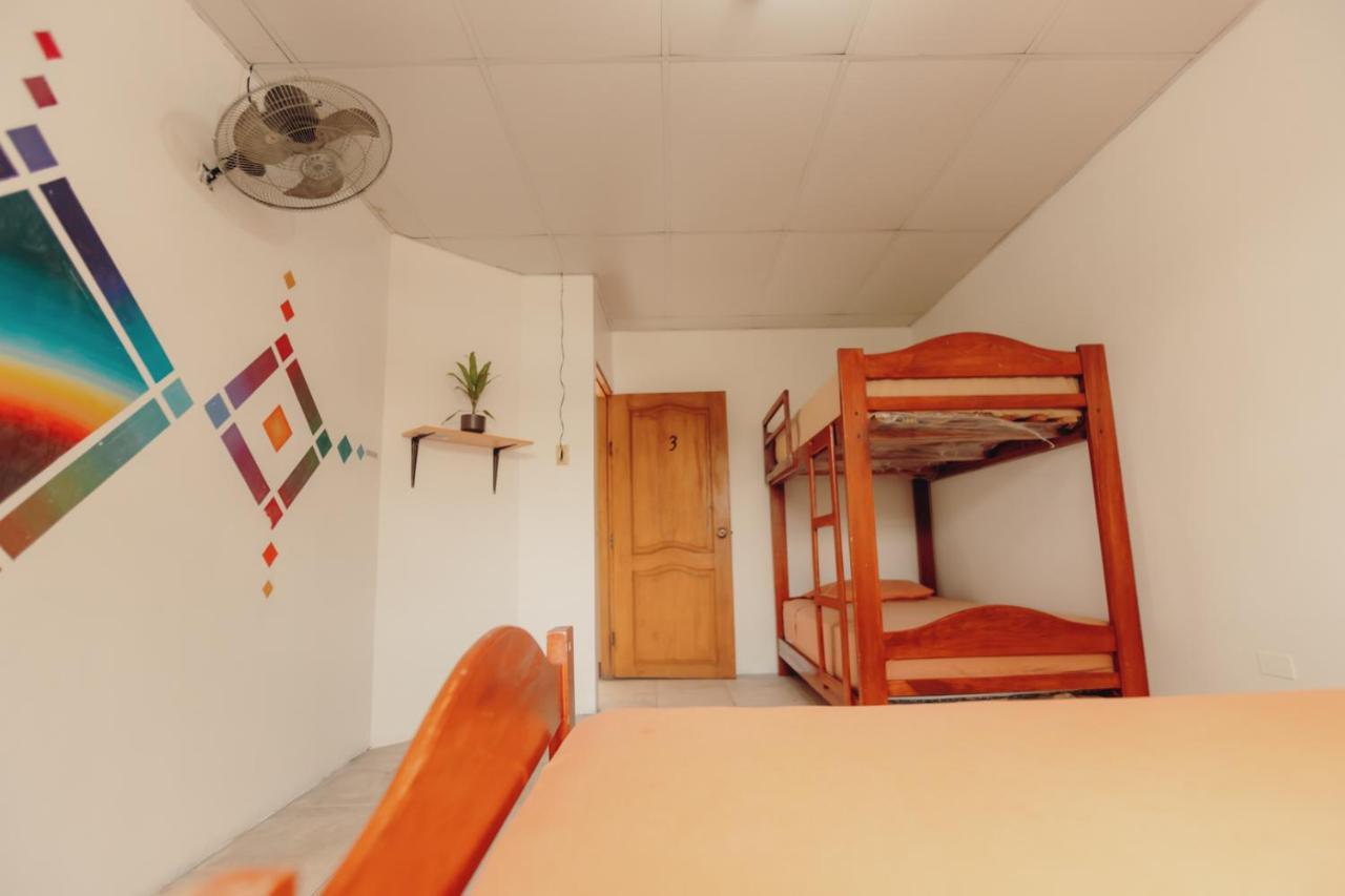 Hostel Nucapacha 瓜亚基尔 外观 照片