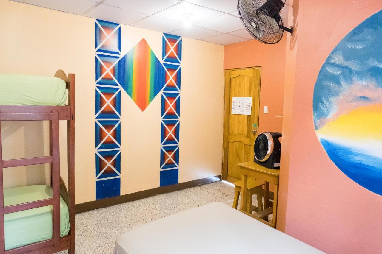 Hostel Nucapacha 瓜亚基尔 外观 照片