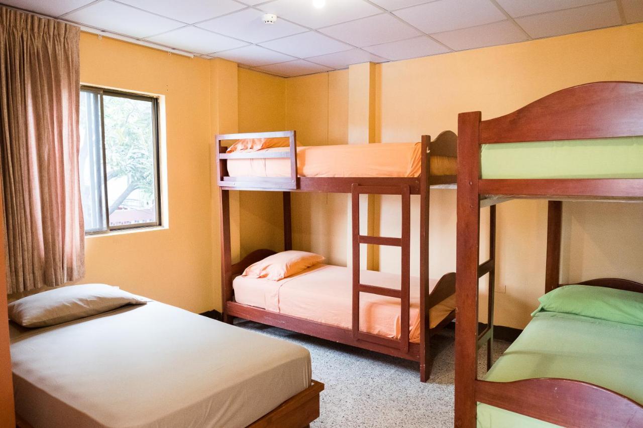 Hostel Nucapacha 瓜亚基尔 外观 照片