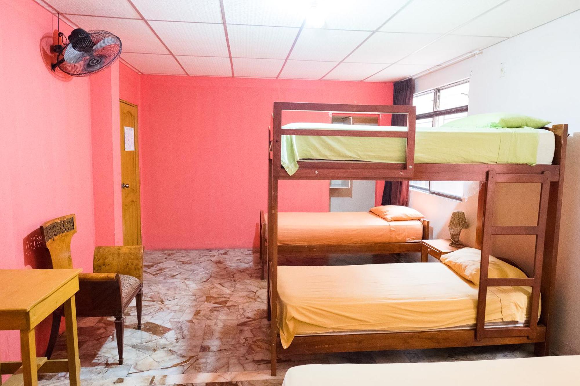 Hostel Nucapacha 瓜亚基尔 外观 照片